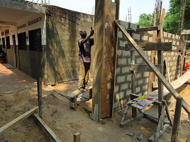 Construction de la cage d'escalier pour le centre médical